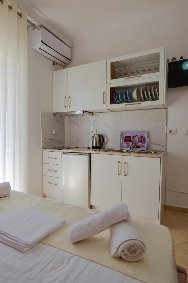 Eleni Guest House Saranda Zewnętrze zdjęcie
