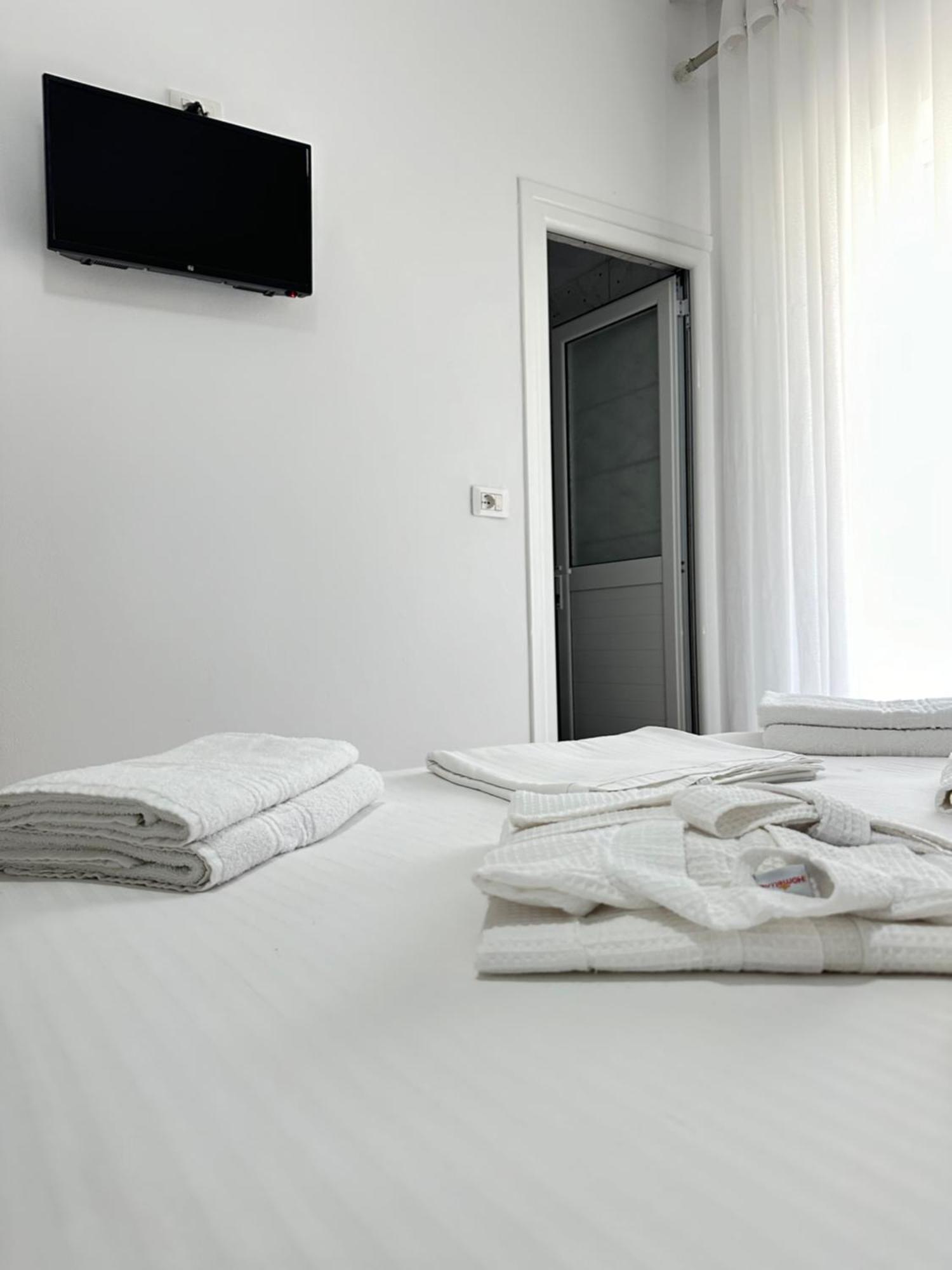 Eleni Guest House Saranda Zewnętrze zdjęcie