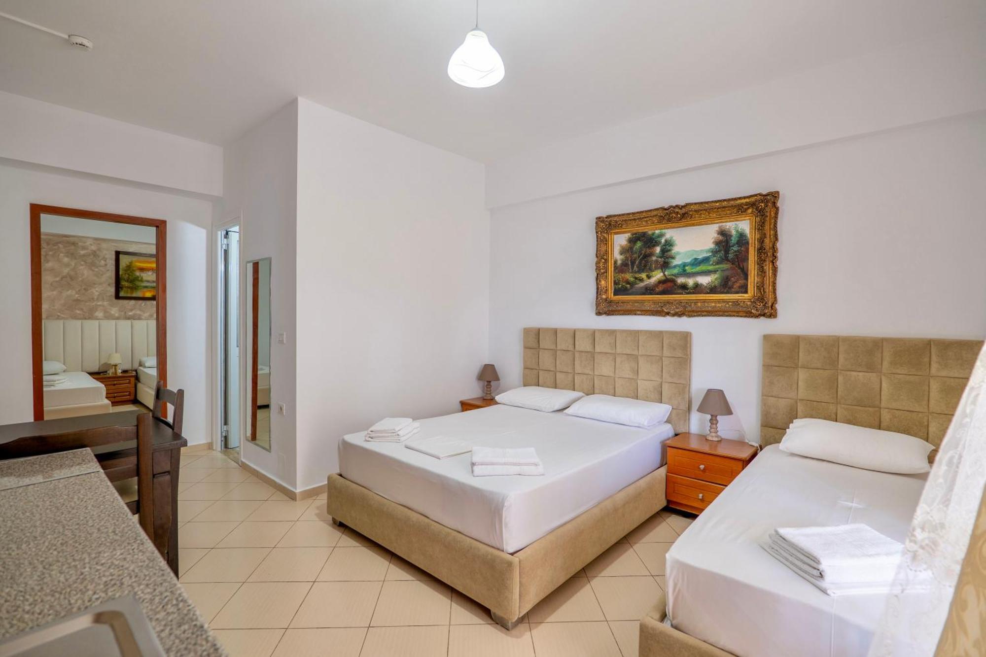 Eleni Guest House Saranda Zewnętrze zdjęcie